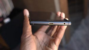 Smartphone Hydrogen One điện thoại đến từ tương lai hình 4 smartphone-hydrogen-one-dien-thoai-den-tu-tuong-lai-hinh-4
