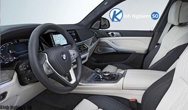 Đánh giá xe BMW X8 2020 về thiết kế vô lăng & táp lô Đánh giá xe BMW X8 2020 về thiết kế vô lăng & táp lô
